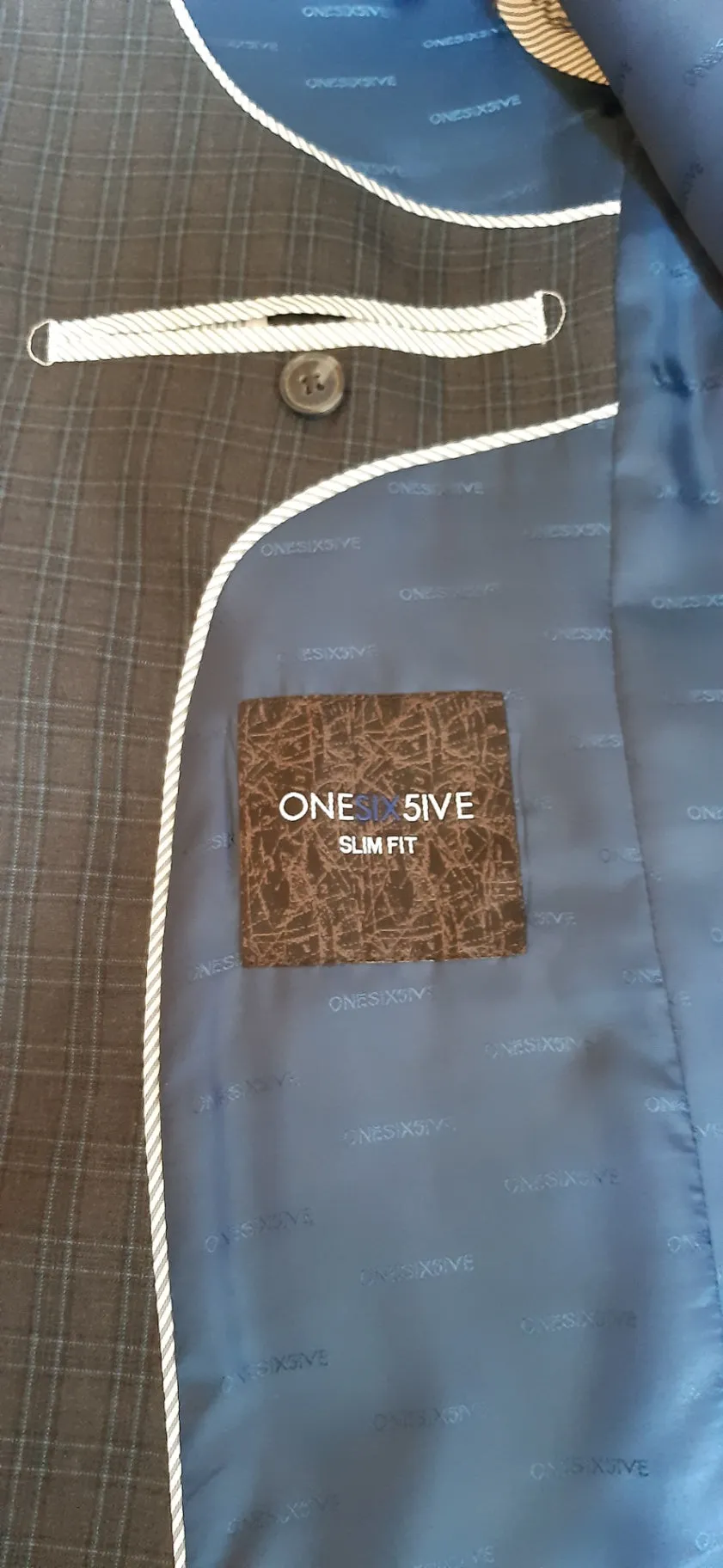 elegant slim fit blazer from OneSix5iv