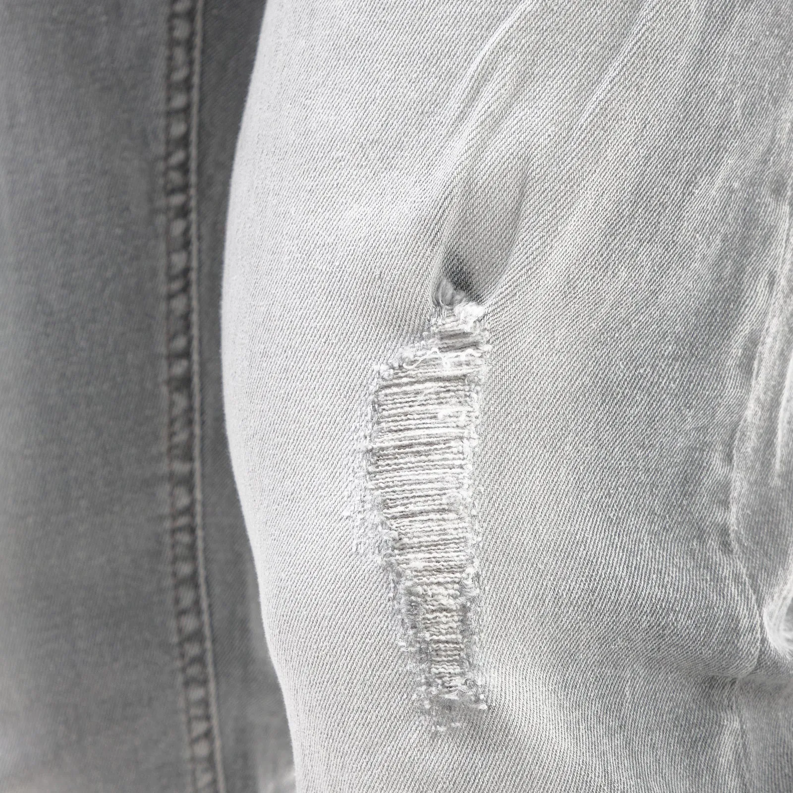GREY JEANS W/ RIPS & STRETCH
