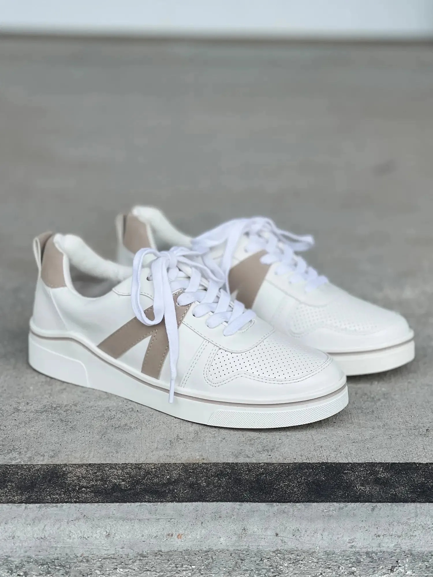 MIA Alta Color Block Sneaker