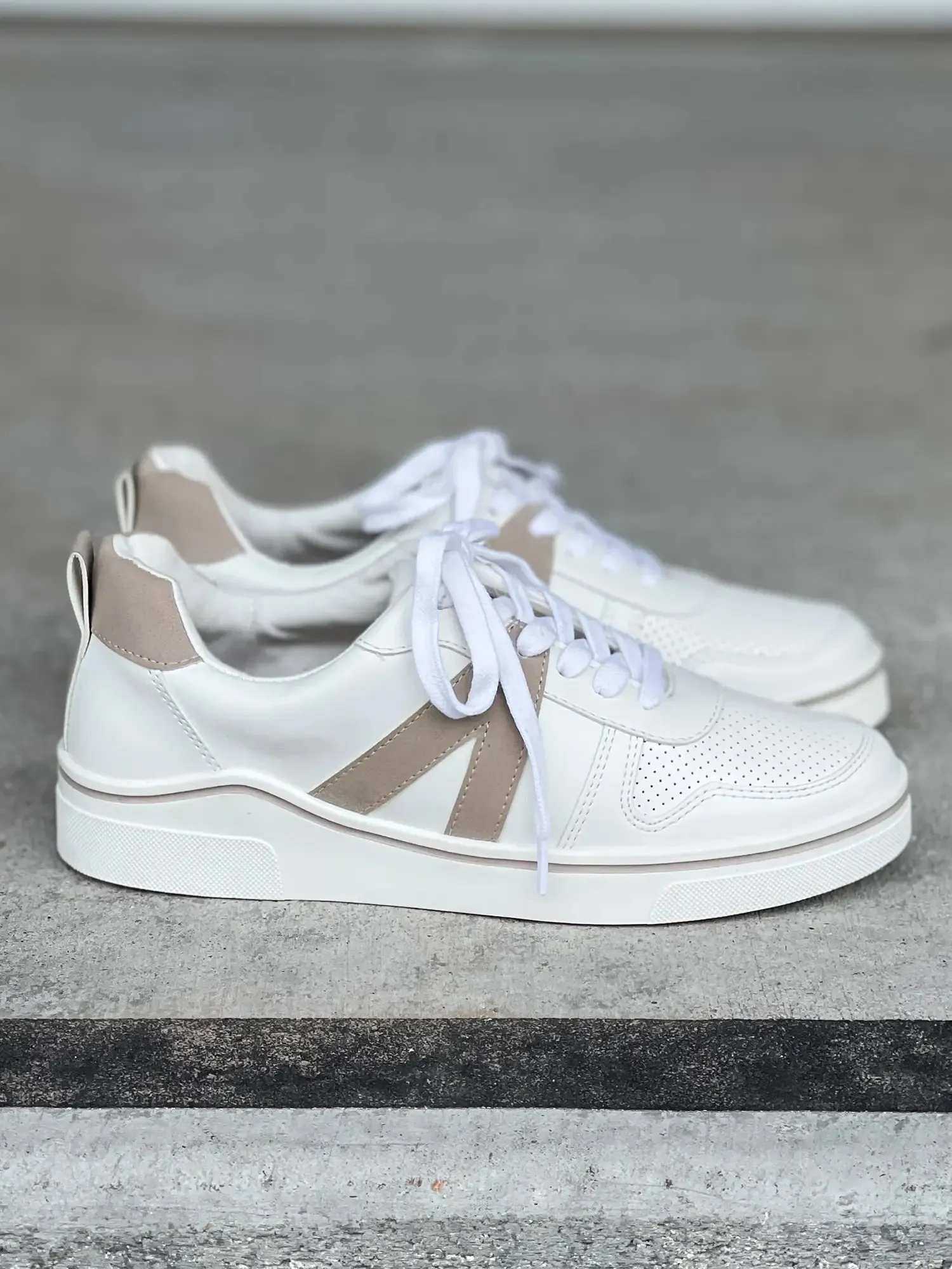 MIA Alta Color Block Sneaker