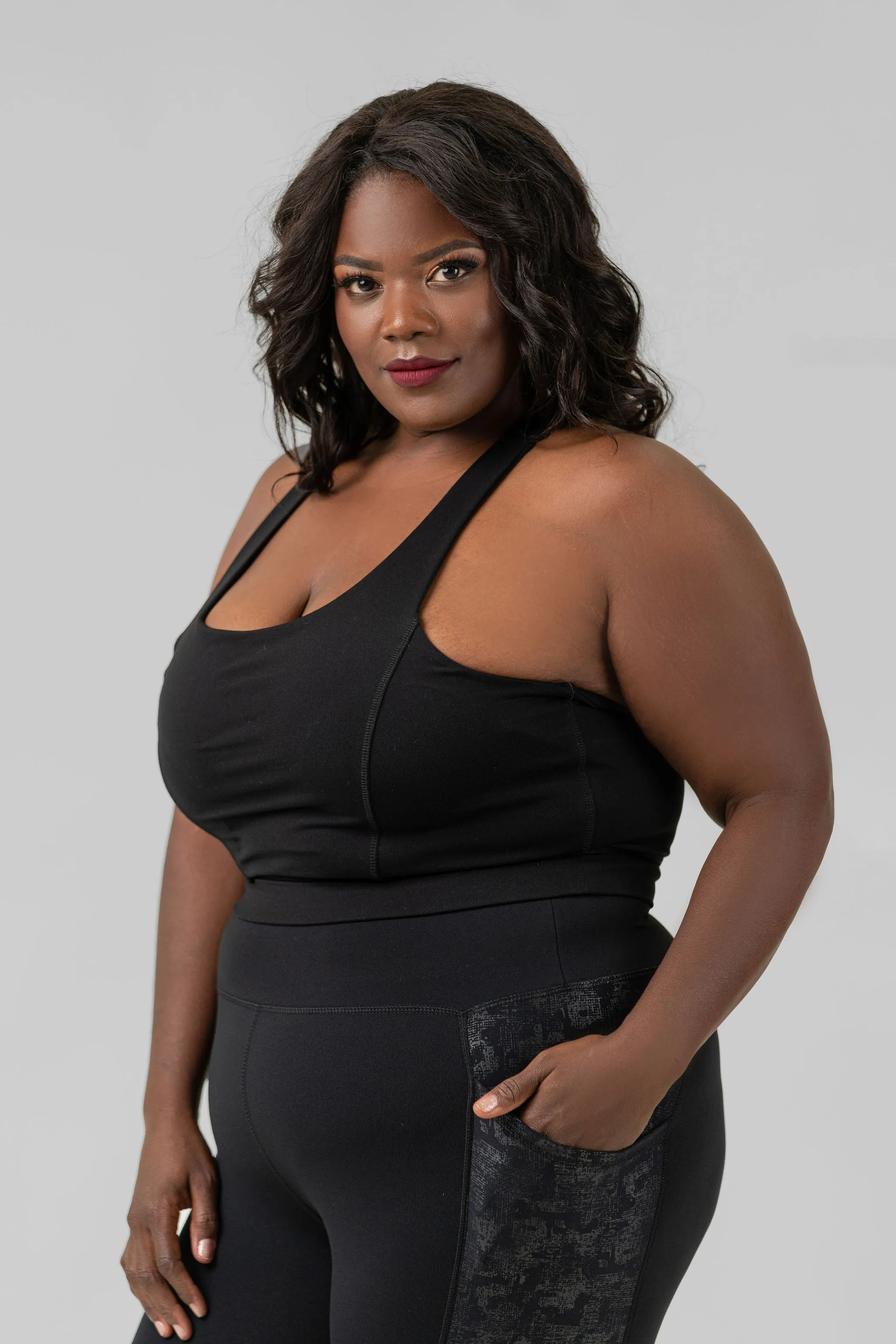 OVERLAY Y-BACK SPORTS BRA